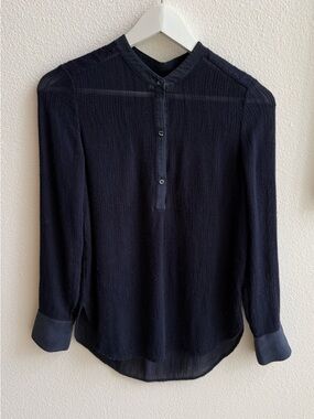 Vince Silk Cotton Navy Textured Long Sleeve Henley Blouse Size 6